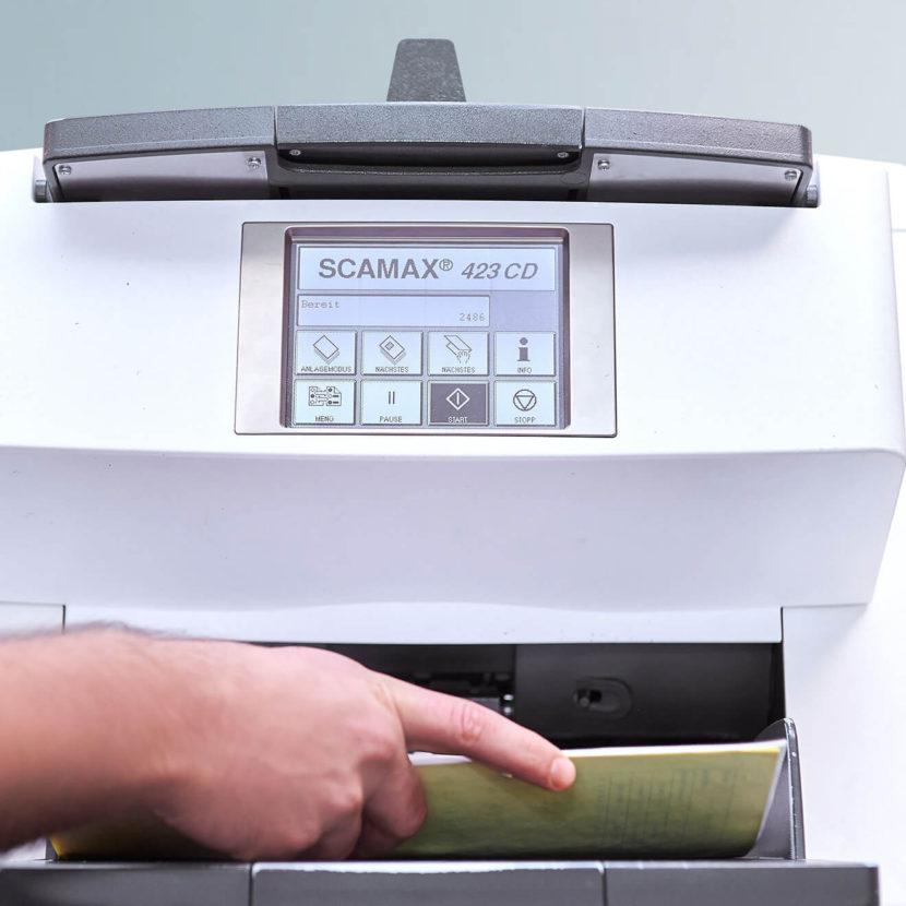 Alte Dokumente und Akten scannen und digitalisieren